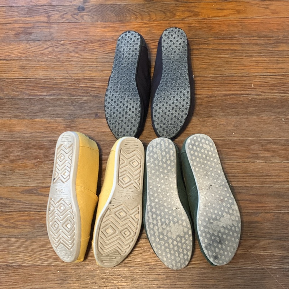 Bundle Of (3) Pairs Of Toms - image 2